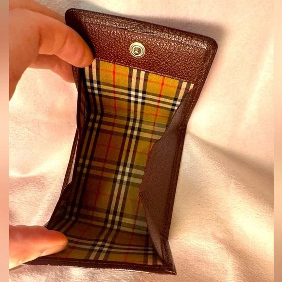 Burberry Coin Pouch | Brown Pebbled Leather | Nova Check Interior 3x3” - Picture 8 of 15